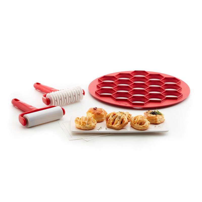 Lékué 0200130 Petits Fours Kit Plastic Red 30 x 30