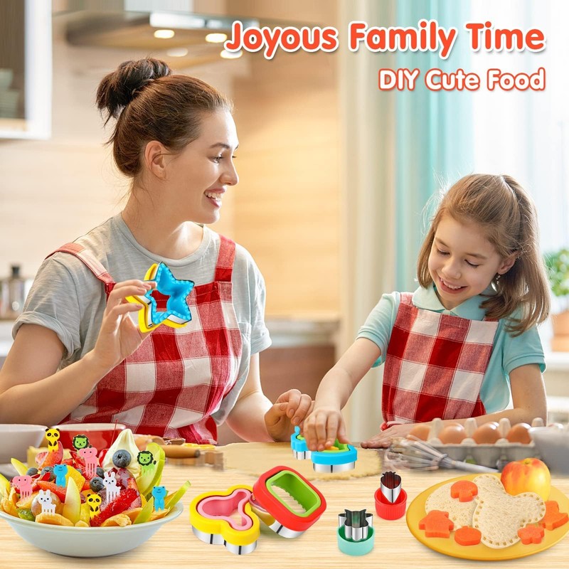 30Pcs Sandwich Cutter and Sealer for Kids Fruit Cutters Shapes