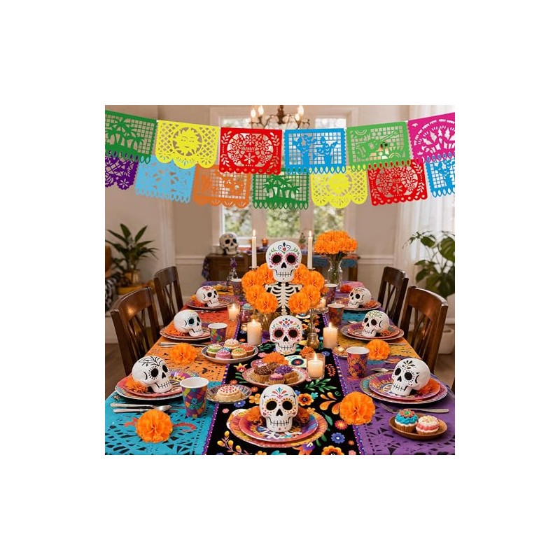 Decoraciones para el Día de los Muertos y Ofrenda para