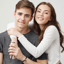 Matching Couples Bracelets Long Distance Bracelets Couples Gifts for Girlfriend Boyfriend Valentines Day Love Heart Charm Bracelet Gifts for Couples