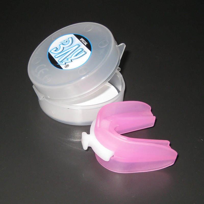BAY® CE double pink sports mouth guard with hygiene box