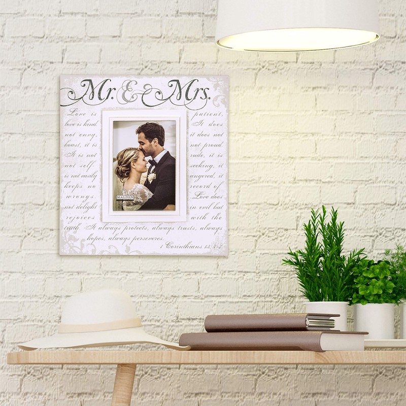 Malden International Designs Silkscreened Corinthians Verse Mr & Mrs Wood