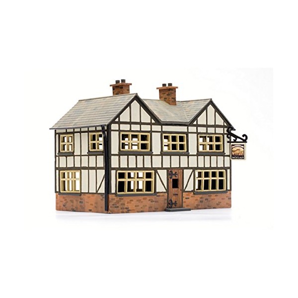 Dapol Model Railway Country Inn Plastic Kit - OO Scale