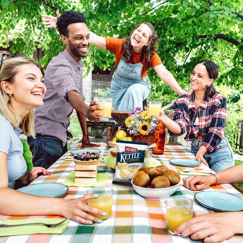 Herr's Original Kettle Chips, 8 Ounce (Pack of 12 Bags)