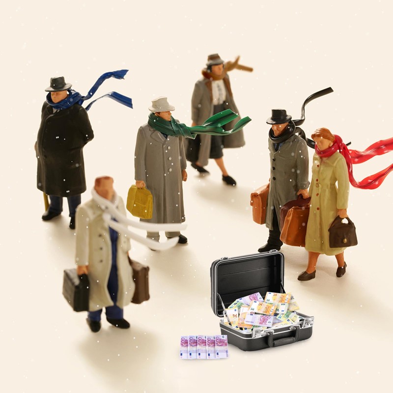 400 Pieces Dollhouse Miniatures Scene Model Mini Euros Play Prop