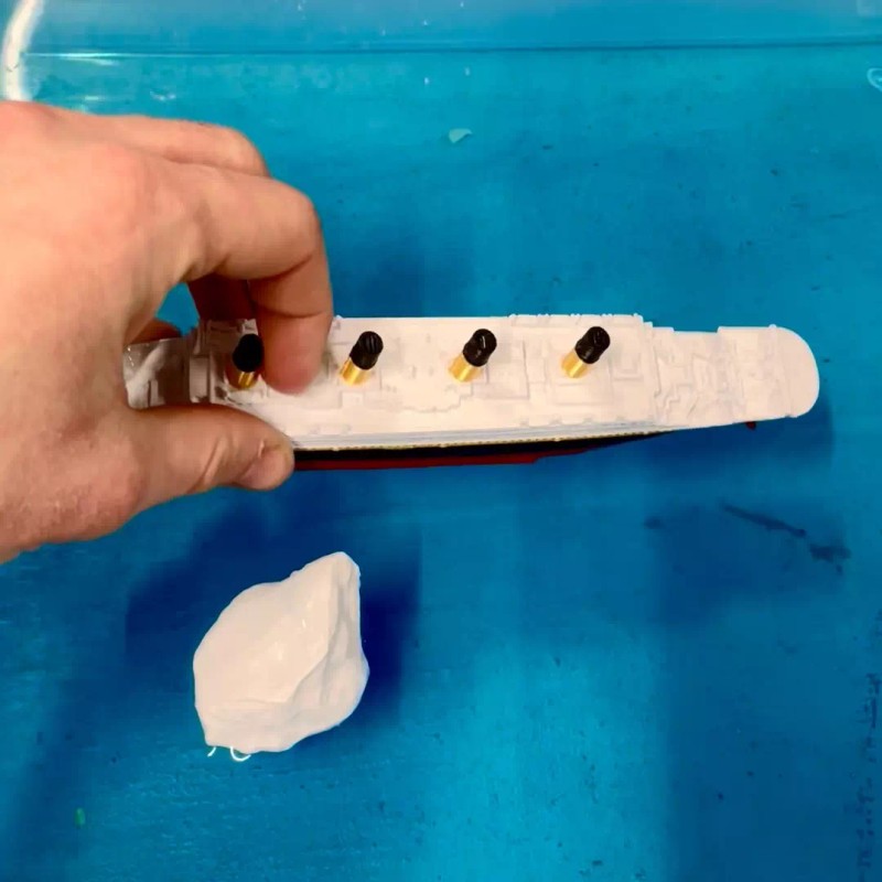 Titanic Bath Boat And Pool Toy, Titanic Model Titanic Toy