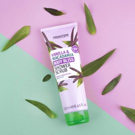 Creightons Body Bliss Vanilla and Macadamia Shower Scrub (250ml) - Made with 93% naturally derived ingredients, Cruelty free, Vegan friendly & Paraben free