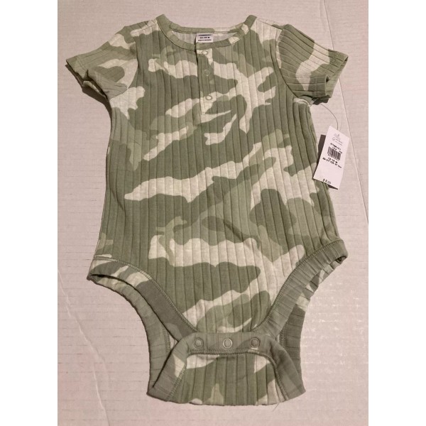 Old Navy NWT Old Navy camo snap crotch 1pc 12-18M