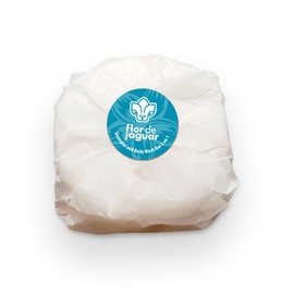 FLOR DE JAGUAR | Shampoo y Jabón corporal en barra (2 en 1) 70g a granel | Limpia, nutre y hace espuma | Aroma lavanda con quinoa + jojoba + proteína de arroz para una hidratación profunda | Libre de químicos y parabenos I Ideal para niños y adultos