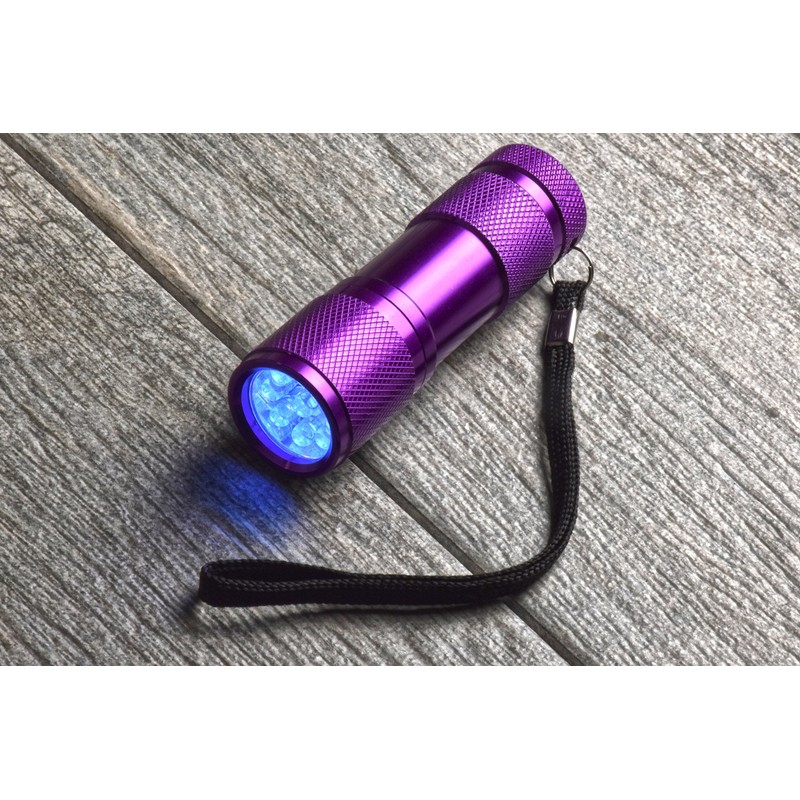 SE 9 UV Flashlight - FL33UV-405