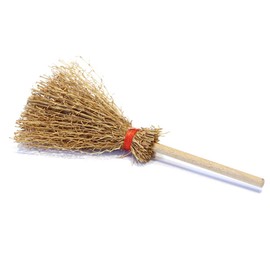 MyTinyWorld 2 x Quality Old Style Dolls House Miniature Wood Brooms