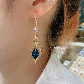 Allereya Vintage Square Sapphire Drop Earrings Rhinestone Sapphire Earrings Blue Topaz Dangle Earrings Sapphire Crystal Wedding Earrings Jewelry for Women and Girls