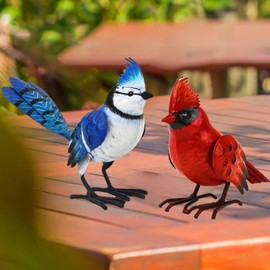 Shorayn Cardinal Decor Garden Statues Metal Bird Yard Art Sculptures,Standing Blue Jay Figurine Outdoor Decoration for Lawn Ornament,Christmas Housewarming Birthday Gifts for Women