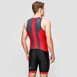 ZONE3 Men's Aquaflo Plus Trisuit, Black, S