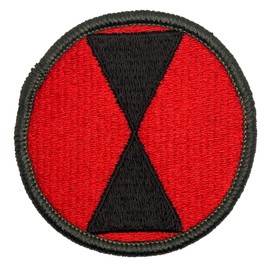 Bayonet Design - 7th Infantry Division Black & Red Shoulder Sleeve Insignia with LIGHTFIGHTER TAB - 7th Division Light - Ft Ord - Light Infantry