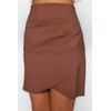 Trendyol Women's Asymmetric Woven Skirt, dunkelbraun