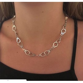 Handcuffs Choker Necklace Harajuku Handcuff Infinity Interlocking Circle Collar Statement Necklace for Women Men Punk Jewelry