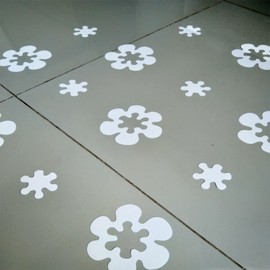 Compac Select Safe-T-Shapes Bathtub Decals, Daisy