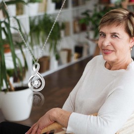 ACOGVN Bonus Mom Gifts, Trendy Infinity Necklace Christmas Birthday Mothers Day Valentines Day Easter Gifts Stocking Stuffers Presents Gifts for Bonus Mom Women