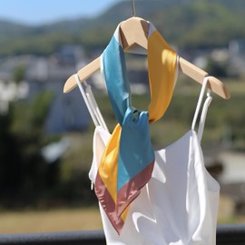 BRMM MIA Women's Scarf, 27.6 x 27.6 inches (70 x 70 cm), Silk-like, Neckerchief, Bandanna, Casual, Square, Multi-functional, Bag Decoration, Hair Ornament, Spring, Summer, Beach, Travel, Work, Office, yellow & blue