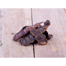 Organic shikakai powder 200 grams. For the care of your hair provides strength and shine. Revitalising Indian care, natural and anti-dandruff shampoo. Recyclable and resealable bag.