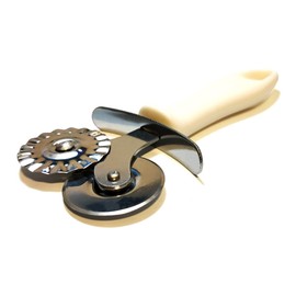 Stainless Steel Dough Cutter with Ergonomic Handle, Smooth Serrated Dough Cutter for Hand Scrolling