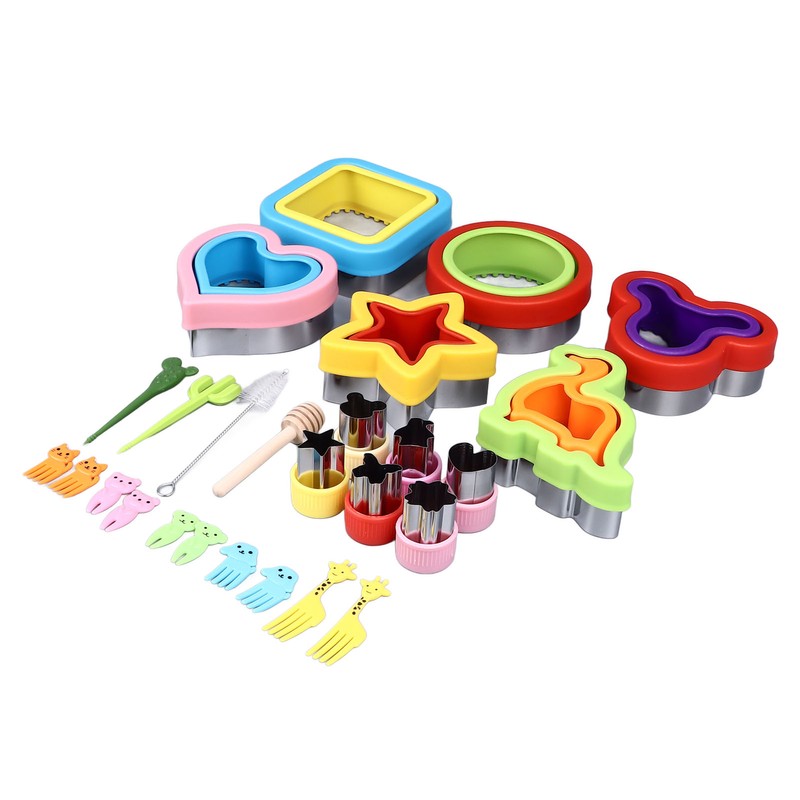 26PCS Sandwich Cutter and Sealer Set Stainless Steel Bread Cookie