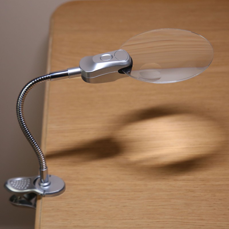 Magnifying Glass Clamp LED Light Gooseneck Desk Lamp Clamp for
