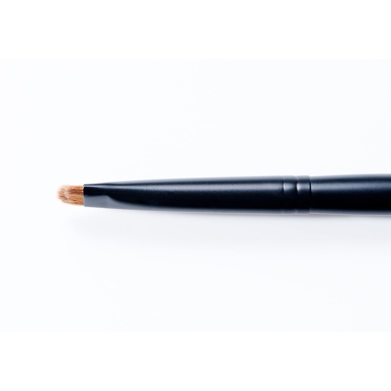 yUKI Brushes Eyeliner Brush 110 (Putit Series) Domed Brush Fits