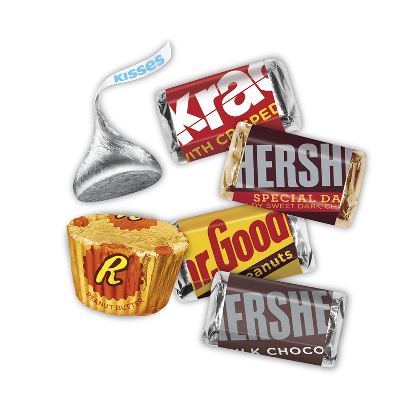 HERSHEY'S and REESE'S Miniatures Assorted Chocolate Candy Party Pack, 32.9