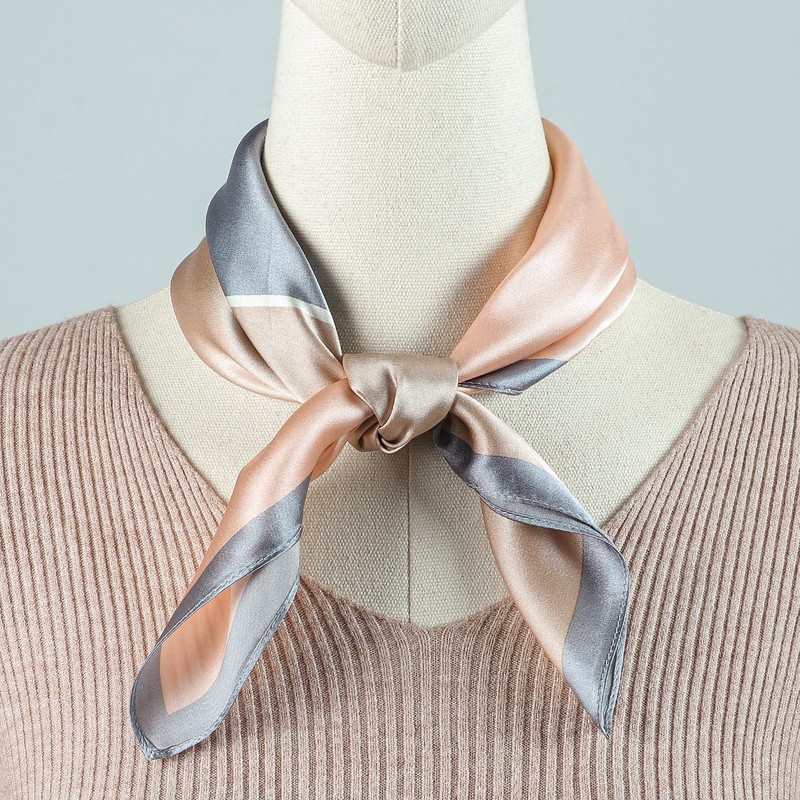 Riiqiichy Women's Scarf, 20.9 x 20.9 in (53 x 53