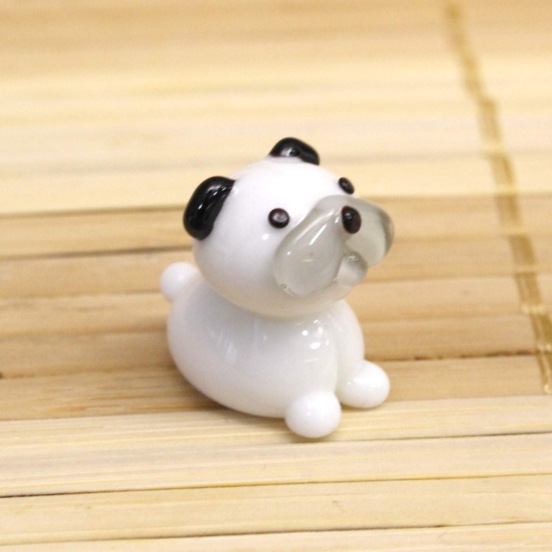 Four Cart CKK439 White Figurine Total Length: 0.7 inches (18
