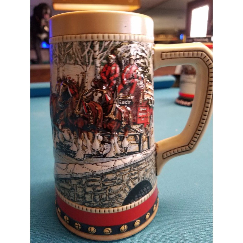 1988 Anheuser Busch Budweiser Bud Holiday Christmas Beer Stein Clydesdales