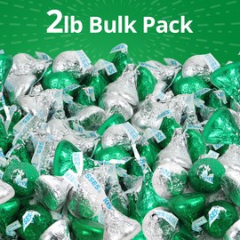 St Patrick's Day Silver and Green Hershey Chocolate Kisses Bulk Pack 2 Pound, Milk Chocolate Kisses for Family Gatherings or Holiday Parties, Delicious Green Candy for Festive Occasions