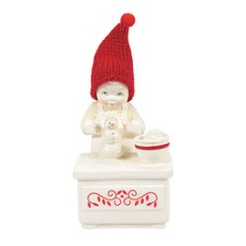 Department 56 Snowbabies Classics Christmas Memories Making A Doughman Figurine, 4.13 Inch, Multicolor