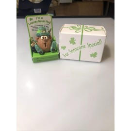 M & M "I'm a Leprechaun Hug" - The Hug Factory Collectible Figure NIP