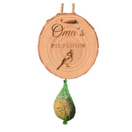Geschenk für die beste Oma | lustige deko Geschenkidee Geburtstag aus Holz für den Garten | Omas Piepshow zum Aufhängen | Meisenknödelhalter | personalisiert Enkel klein