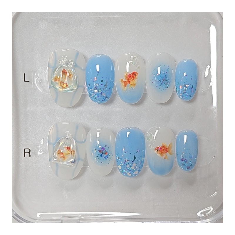 Crisp Goldfish Handmade Nail Tips - Short Oval / 뽀짝