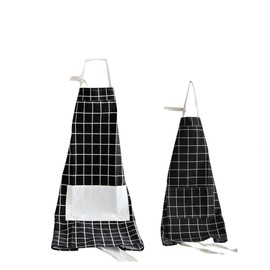 YOLOPARK Simple Parent and Child Apron, Comfortable Cotton Apron with Pocket for Painting Cooking Artist Chef, Pack of 2 (Black Plaid)…