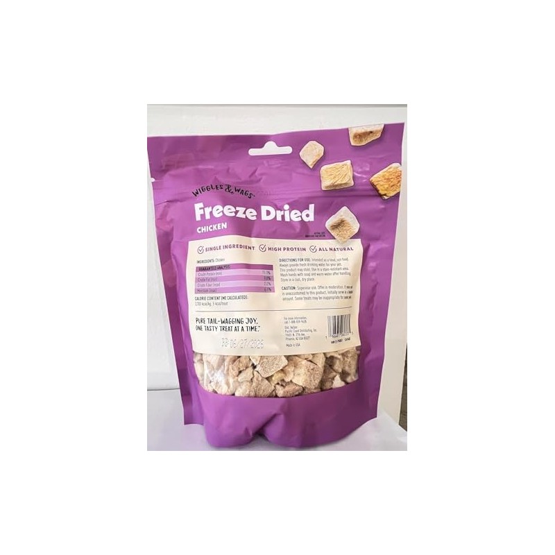 Wiggles & Wags Freeze Dried Chicken Dog Treats 1-5 oz