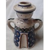 Dekorativer Kerzenhalter aus Keramik, traditionelles Design mit weißen und blauen