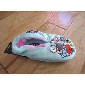 GROUNDUP BT21 Cozy Slipper Sock Character Fuzzy Small-Medium New