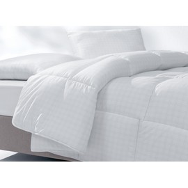 Yatas Bedding All-Season Comforter, Machine Washable, Delicate and Soft Filled White Fluffy Lightweight Quilt, Stress Reducing Special Shell, Bedding Duvet Inserts & Bed Sets, White (Queen)