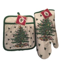 Spode Christmas Tree 2-pc Kitchen Gift Set Includes Oven Mitt and Square Pot Holder Bundle