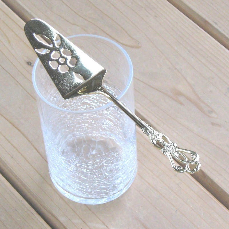 Absinthe. Spoon