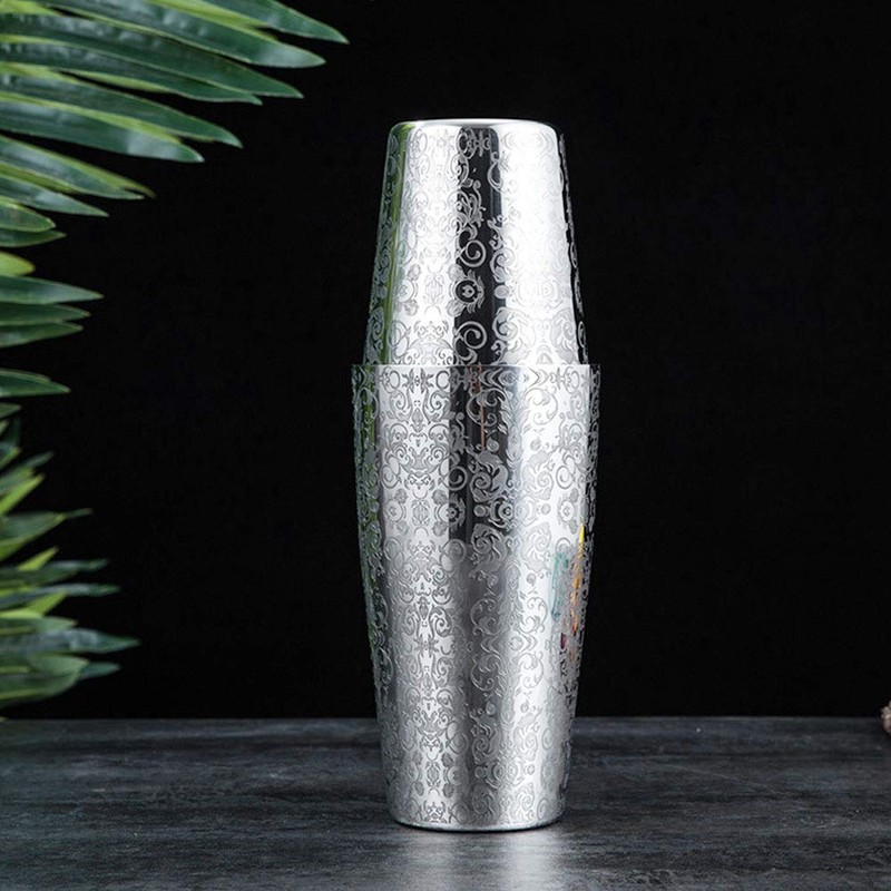 Cocktail Shaker Engraved Boston Shaker Multifunctional Drink Shaker for Bartender