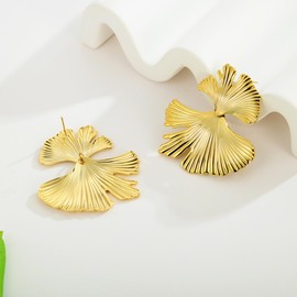 WOWORAMA Gold Statement Earrings for Women Gold Seashell Flower Earrings Boho Textured Ocean Wave Earrings Irregular Exaggerated Geometric Swirl Earrings, Brass, No Gemstone