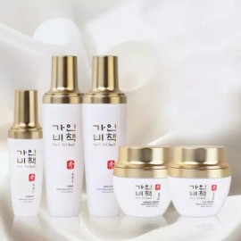 Gainbi Cheok 가인비책 수 미백주름개선 엑소좀 피부탄력 기능성화장품 에센스50ml/아이크림60ml/탄력크림60ml/유연액130 [가인비책 수 유연액130ml] Gainbi Chek Soo Whitening and Anti-Wrinkle Exosome Skin Elasticity Functional Cosmetics Essence 50ml / Eye Cream 60ml / Elasticity Cream 60ml / Softener 130 [Ga