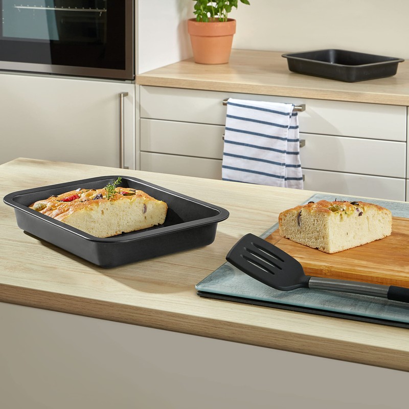Grizzly set of 2 Baking Trays - Non-stick Roasting Tin