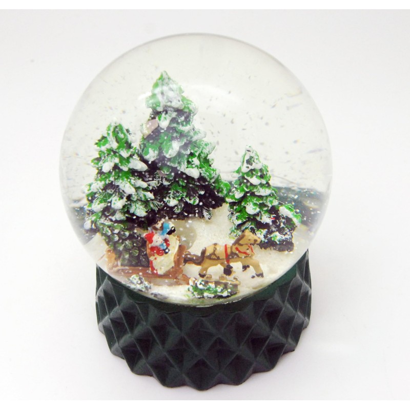 20171 Snow Globe Nostalgia Sleigh Ride on Base Cubic Green